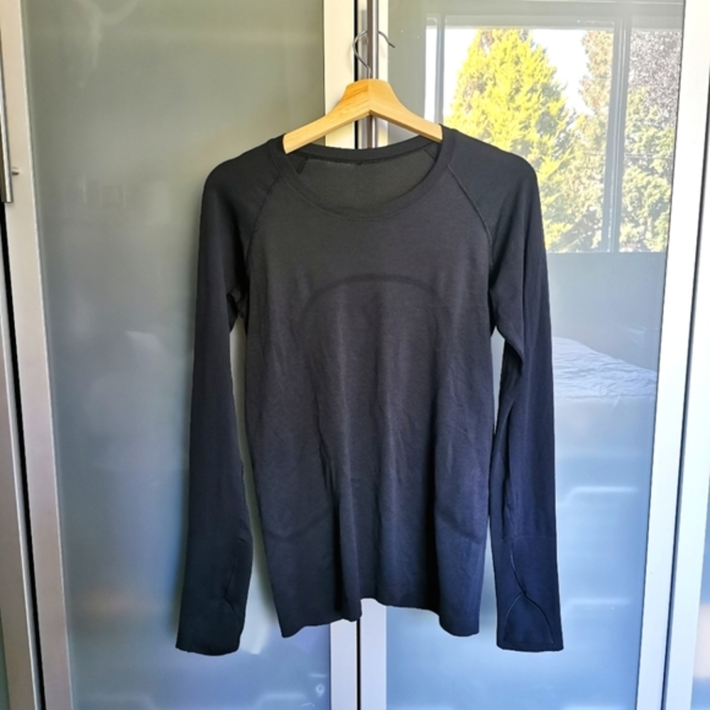 LULULEMON LONG SLEEVE
